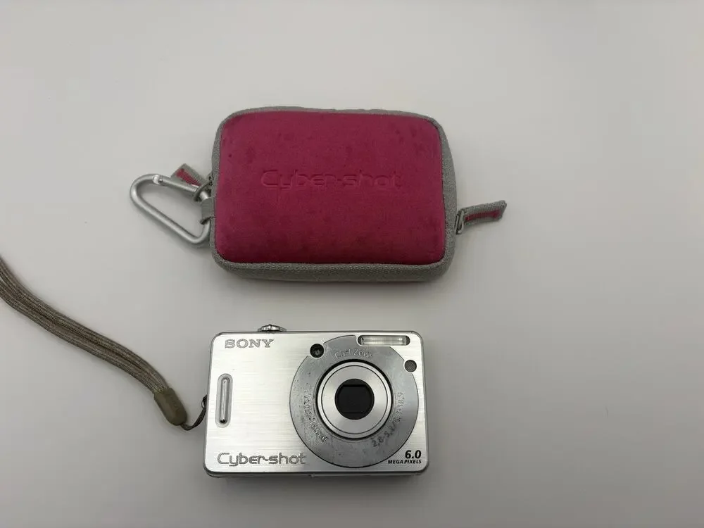 Sony Cyber-shot DSC W50 6.0MP Silver Digital Camera Bundle For Parts Not Working